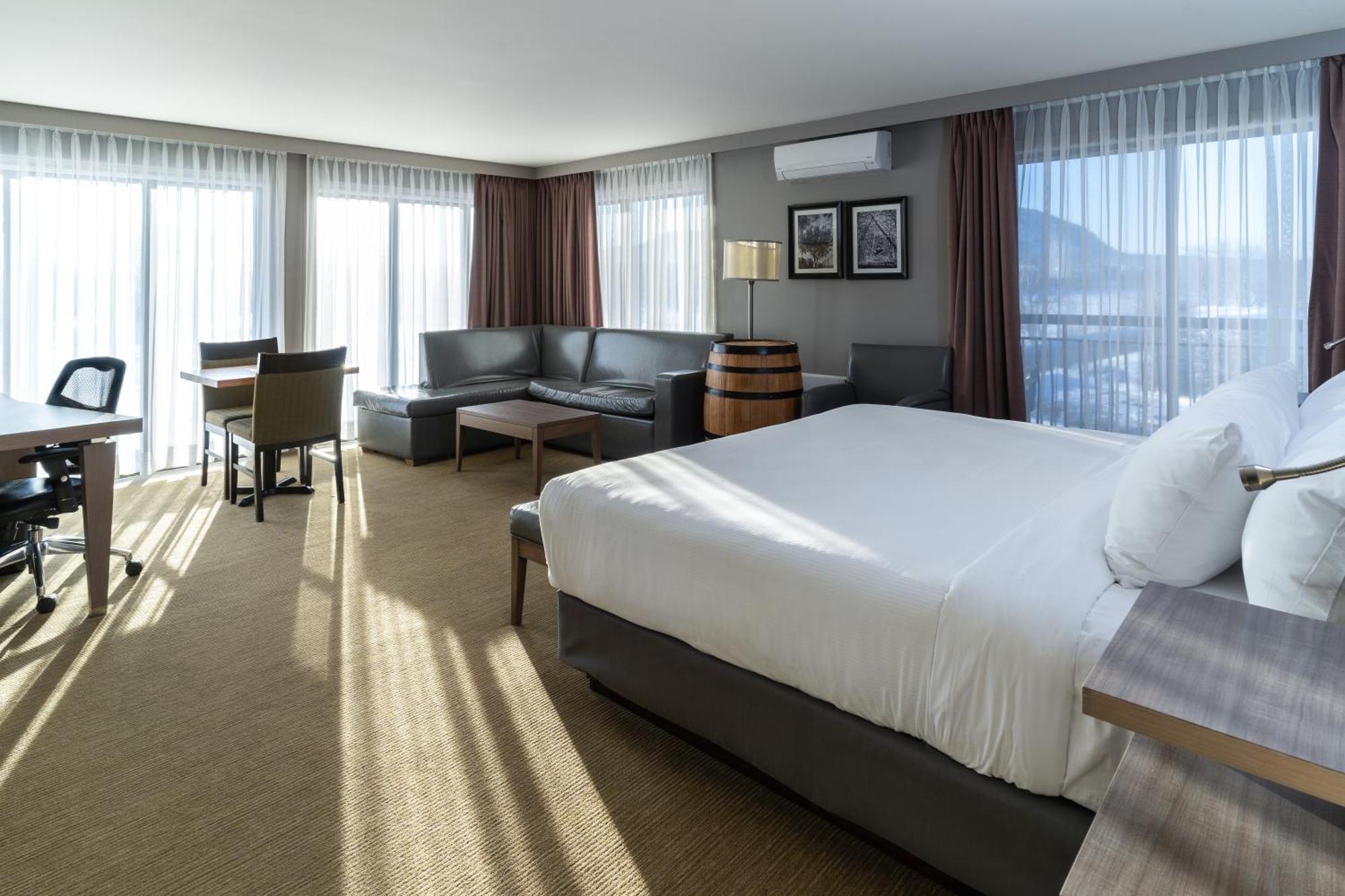 Hotel Rive Gauche Beloeil Buitenkant foto