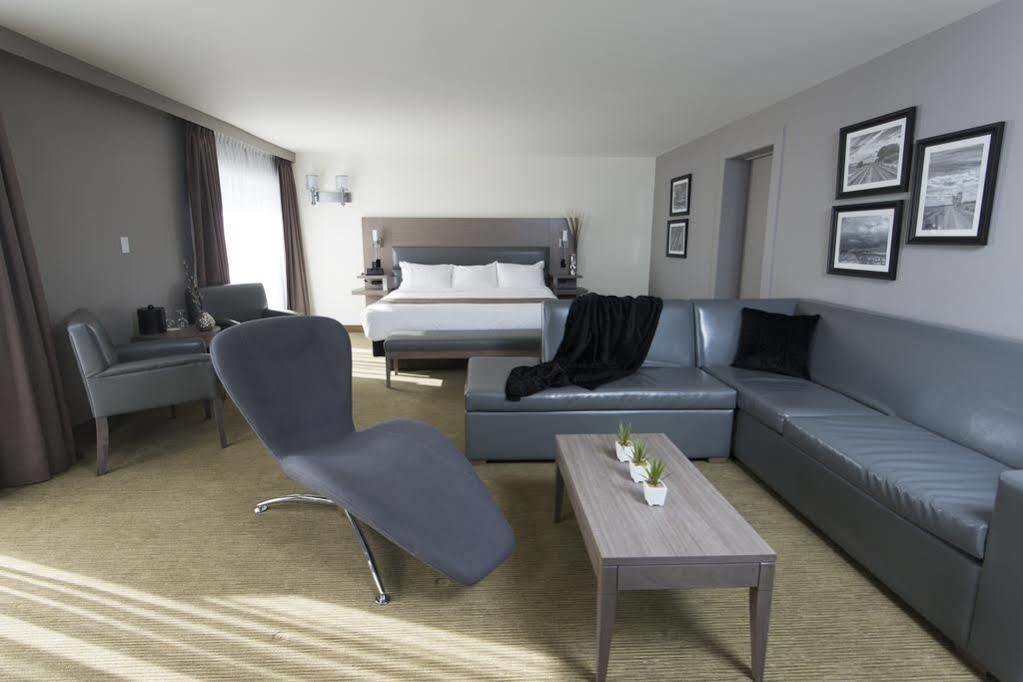 Hotel Rive Gauche Beloeil Buitenkant foto