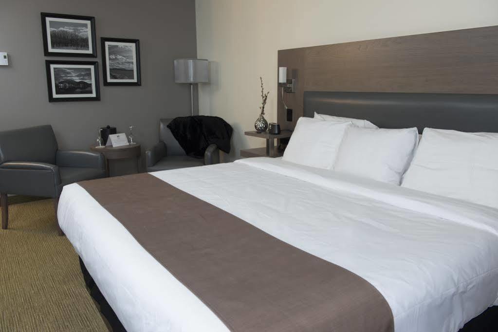 Hotel Rive Gauche Beloeil Buitenkant foto